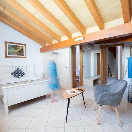 Casa Merano & Restaurant Centro Μπιμπιόνε