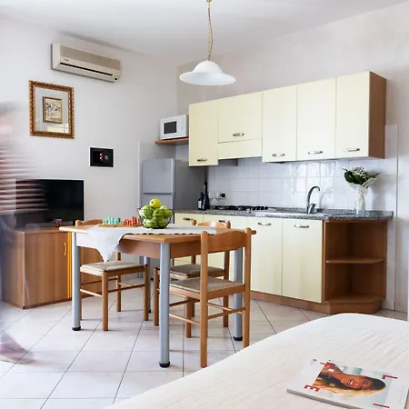 Apartmanhotel Casa Merano & Restaurant Centro 3*