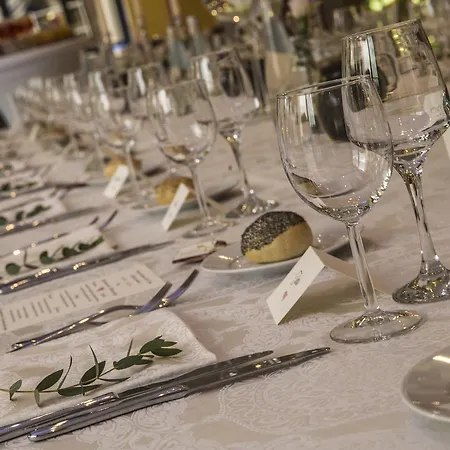 Casa Merano & Restaurant Centro 아파트호텔 3*